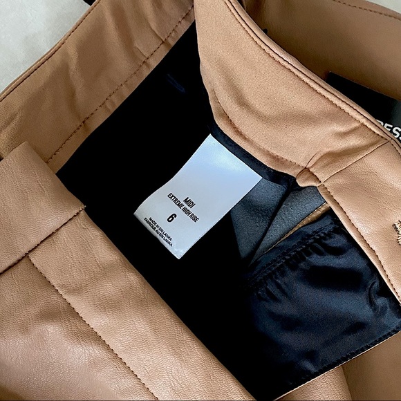 NWT Express camel faux leather paperbag shorts - Picture 3 of 5